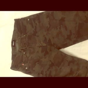 Hudson camo skinny jean size 27